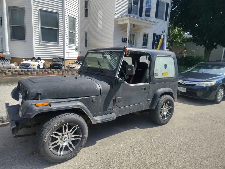 1995 Jeep YJ Wrangler - Image 2 of 4