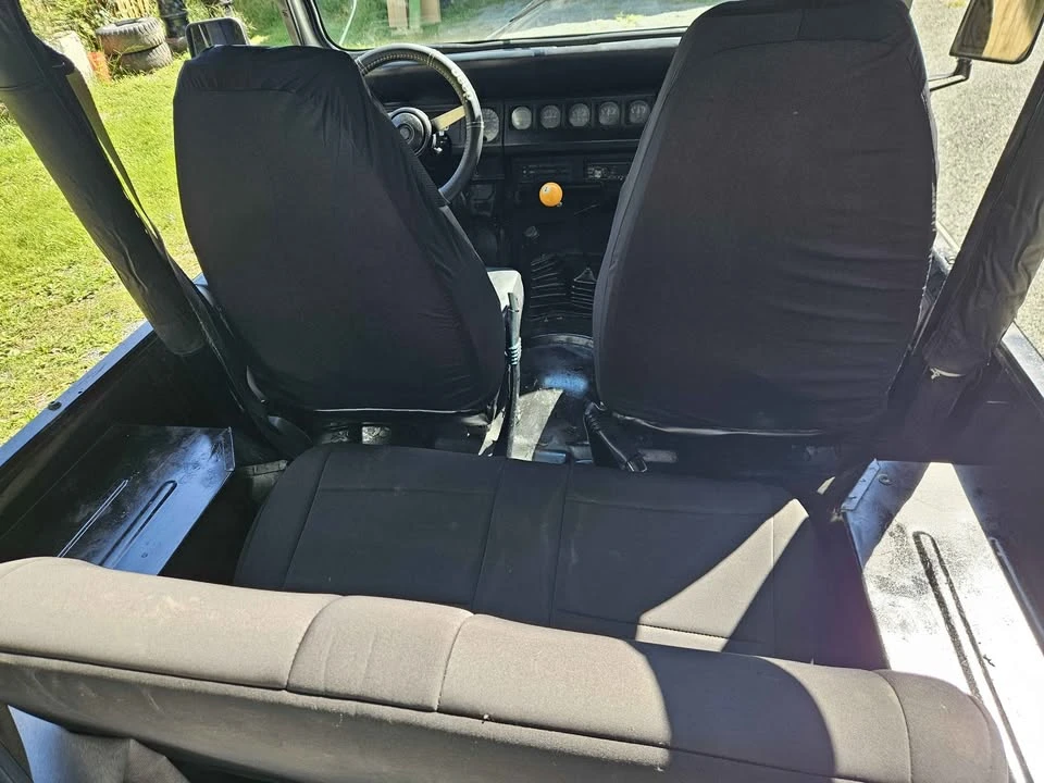 1995 Jeep YJ Wrangler - Image 17 of 18
