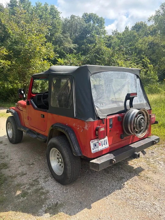 1995 Jeep YJ Wrangler - Image 3 of 5
