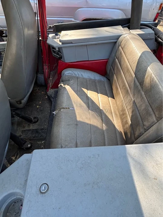 1995 Jeep YJ Wrangler - Image 5 of 7