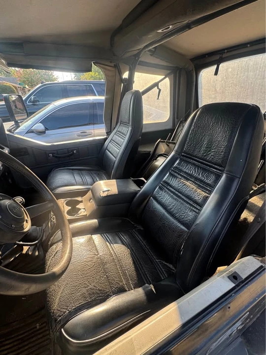 1995 Jeep YJ Wrangler - Image 5 of 6