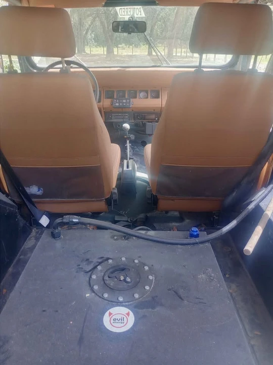 1995 Jeep YJ Wrangler - Image 2 of 3
