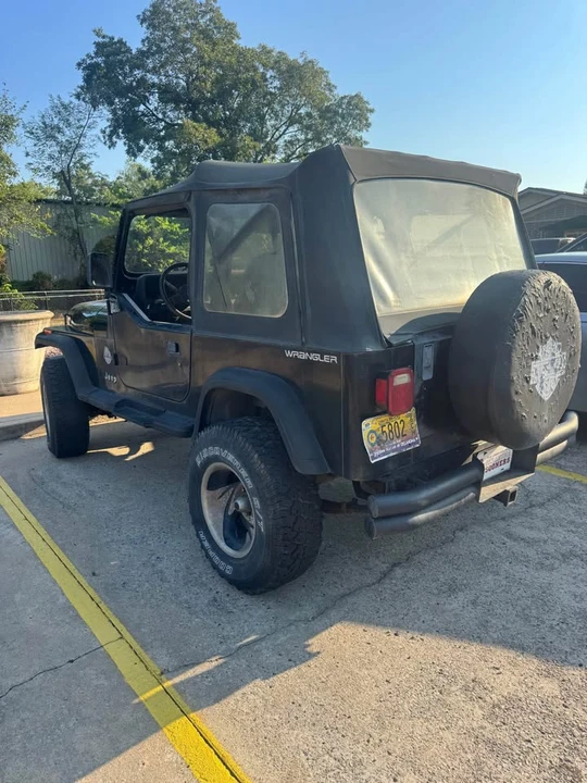 1995 Jeep YJ Wrangler - Image 3 of 6