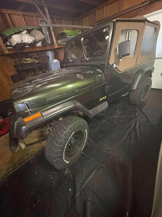 1995 Jeep YJ Wrangler - Image 7 of 10