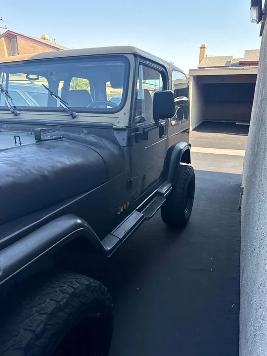 1995 Jeep YJ Wrangler - Image 7 of 8