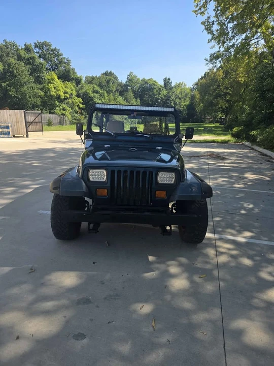 1995 Jeep YJ Wrangler - Image 3 of 10