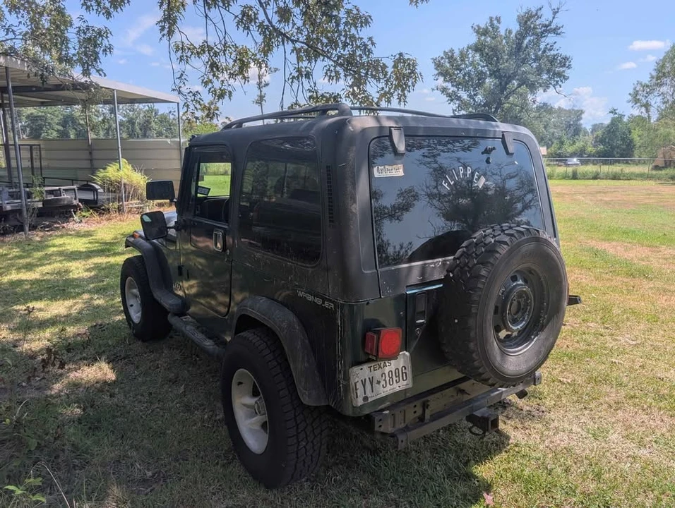 1995 Jeep YJ Wrangler - Image 4 of 10