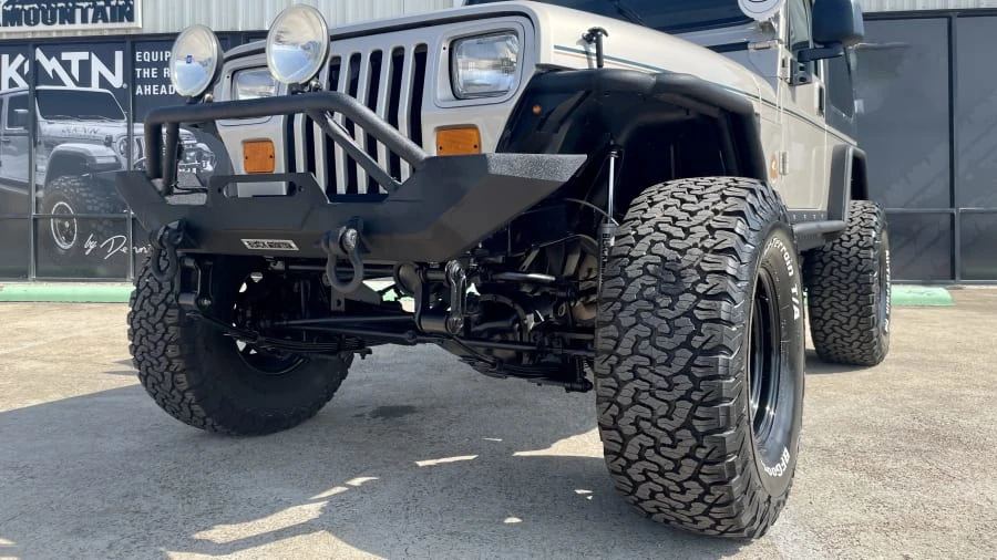 1995 Jeep YJ Wrangler - Image 23 of 27