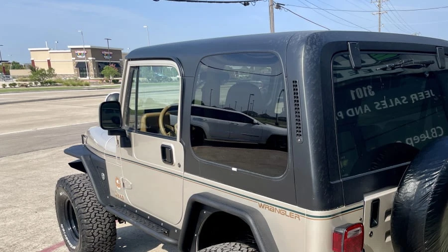 1995 Jeep YJ Wrangler - Image 3 of 27