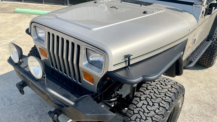 1995 Jeep YJ Wrangler - Image 25 of 27