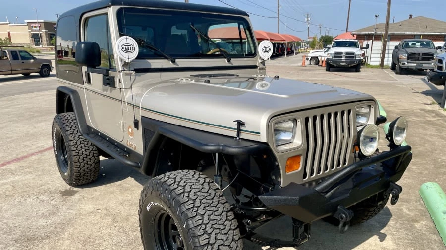 1995 Jeep YJ Wrangler - Image 27 of 27