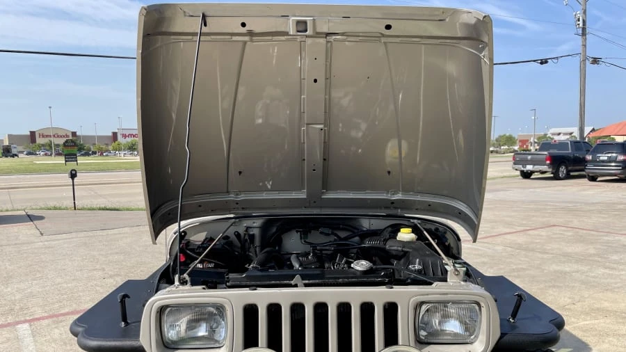 1995 Jeep YJ Wrangler - Image 15 of 27