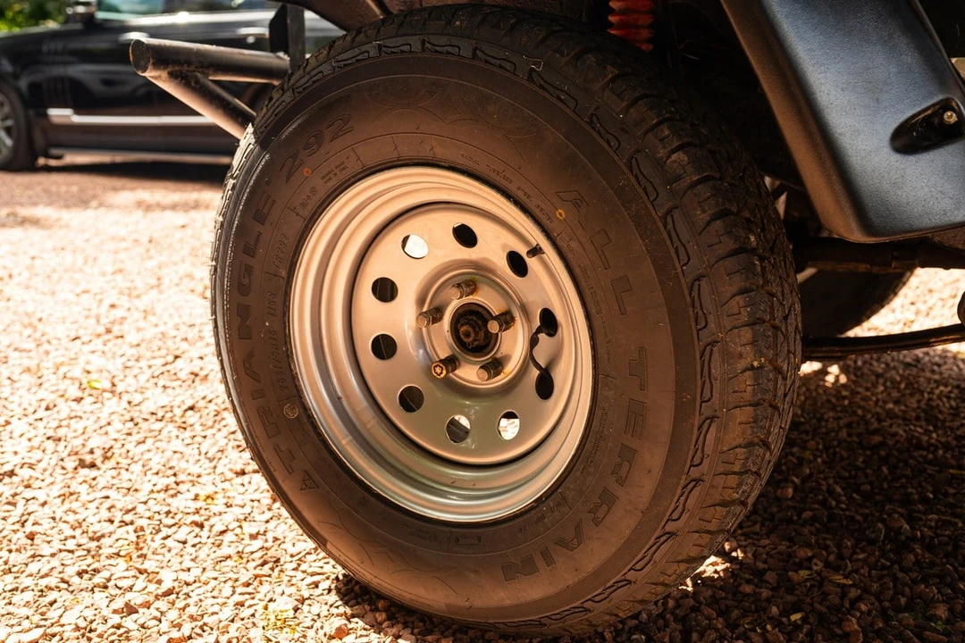 1995 Jeep YJ Wrangler - Image 14 of 30