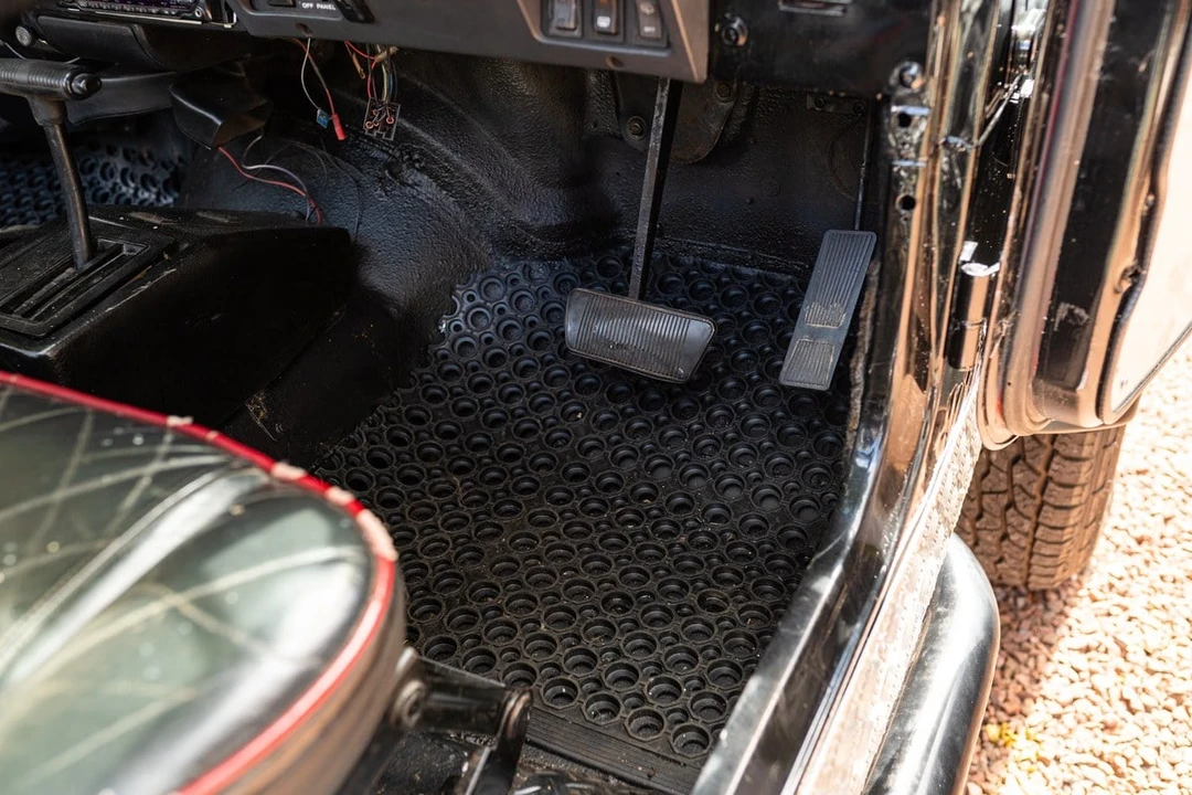 1995 Jeep YJ Wrangler - Image 30 of 30