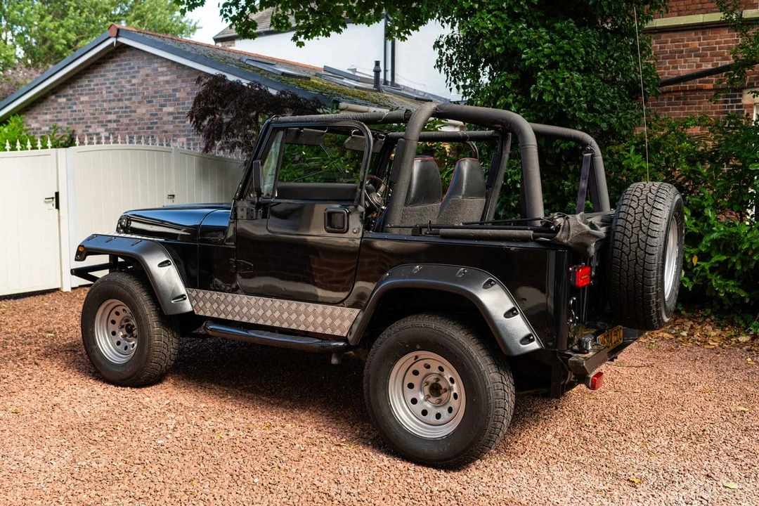 1995 Jeep YJ Wrangler - Image 10 of 30