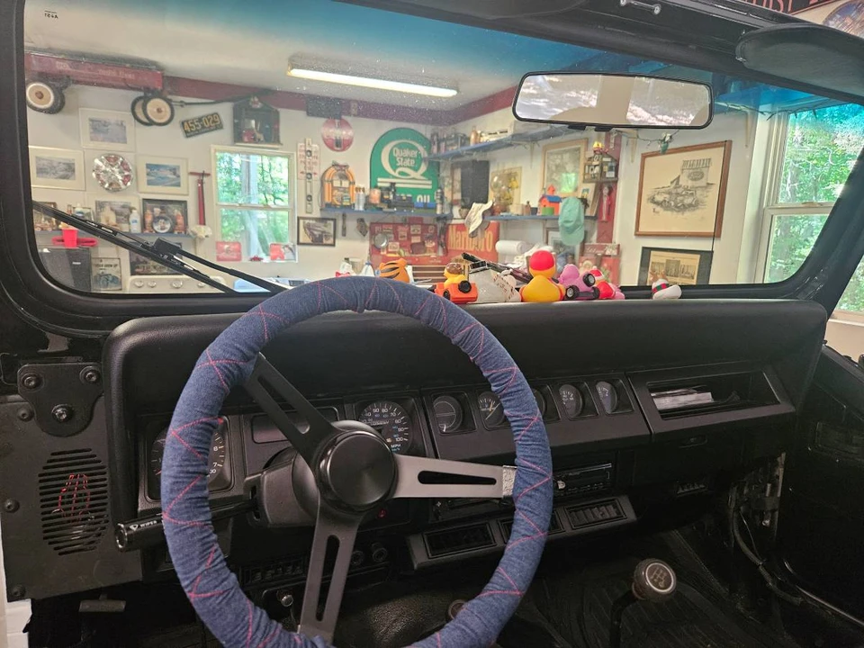 1995 Jeep YJ Wrangler - Image 4 of 5