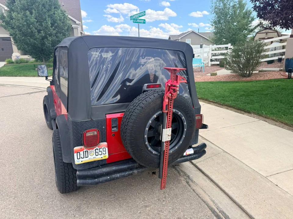 1995 Jeep YJ Wrangler - Image 4 of 8