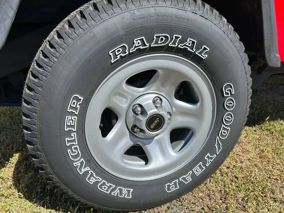 1993 Jeep YJ Wrangler - Image 13 of 24