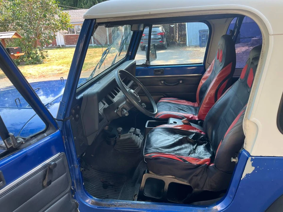 1995 Jeep YJ Wrangler - Image 6 of 11