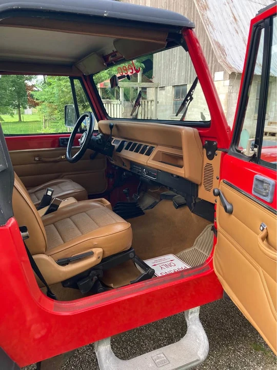 1995 Jeep YJ Wrangler - Image 10 of 16