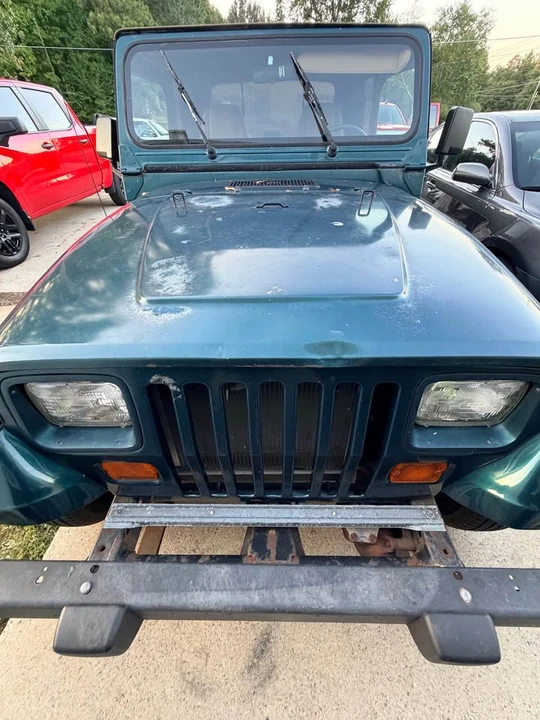 1995 Jeep YJ Wrangler - Image 4 of 8