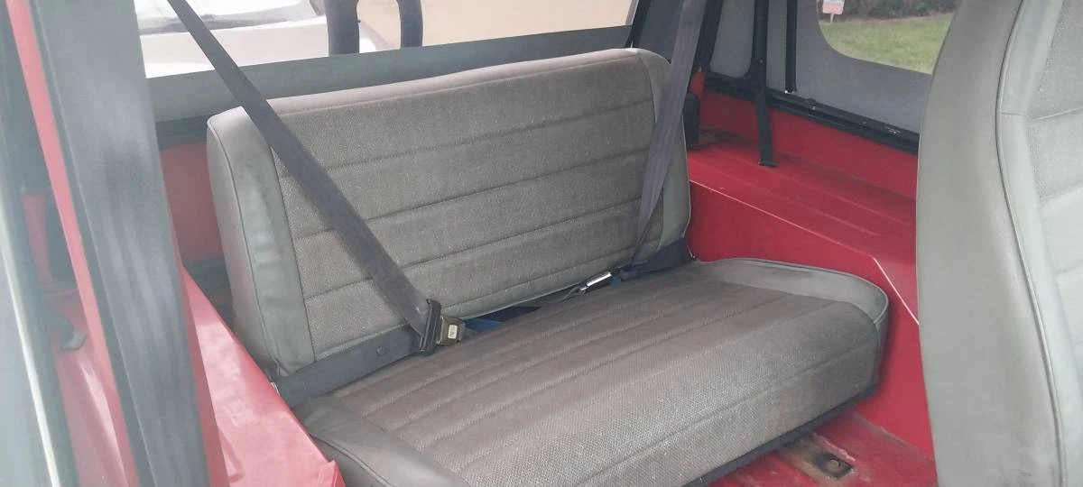 1995 Jeep YJ Wrangler - Image 15 of 23