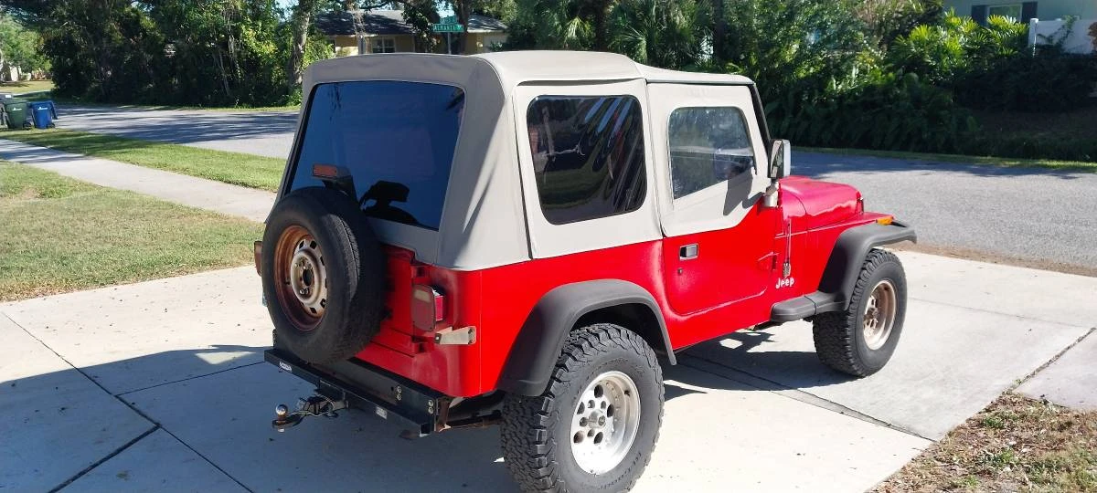 1995 Jeep YJ Wrangler - Image 4 of 23