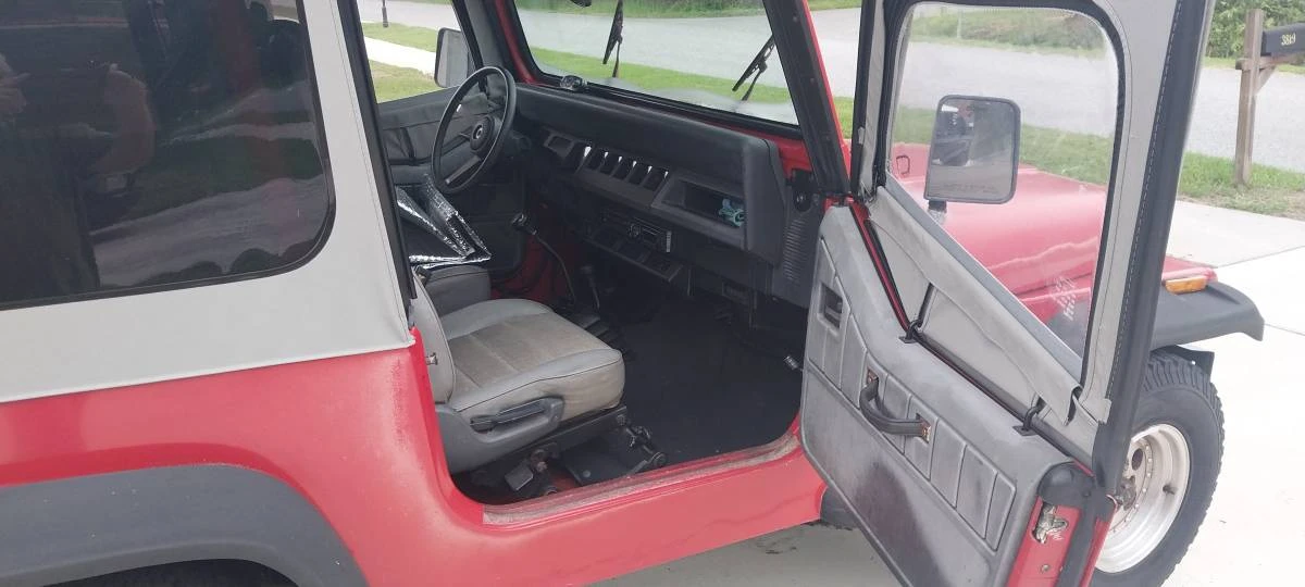 1995 Jeep YJ Wrangler - Image 11 of 23
