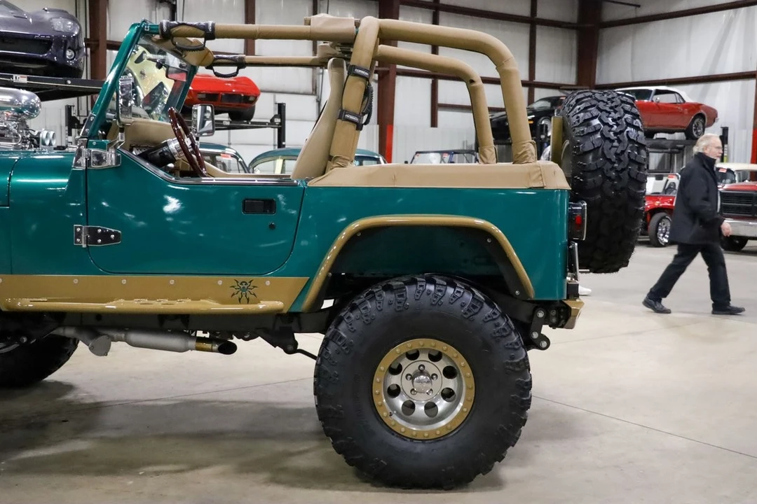 1995 Jeep YJ Wrangler - Image 6 of 12