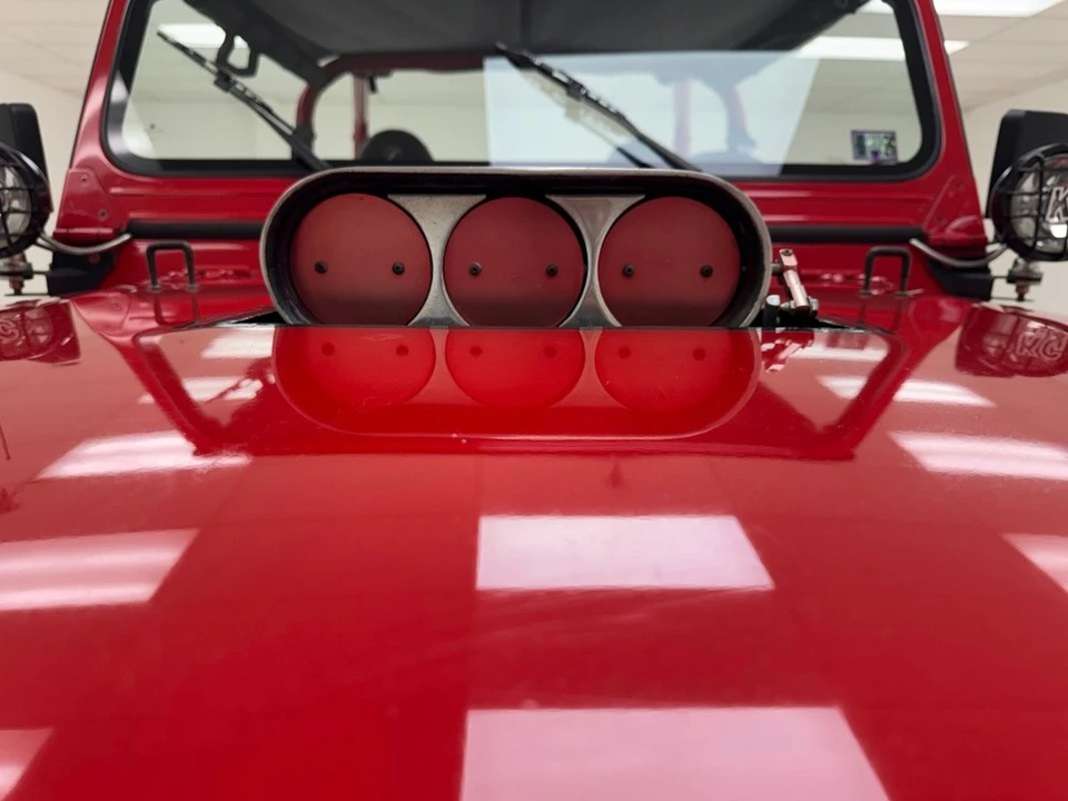 1995 Jeep YJ Wrangler - Image 10 of 31