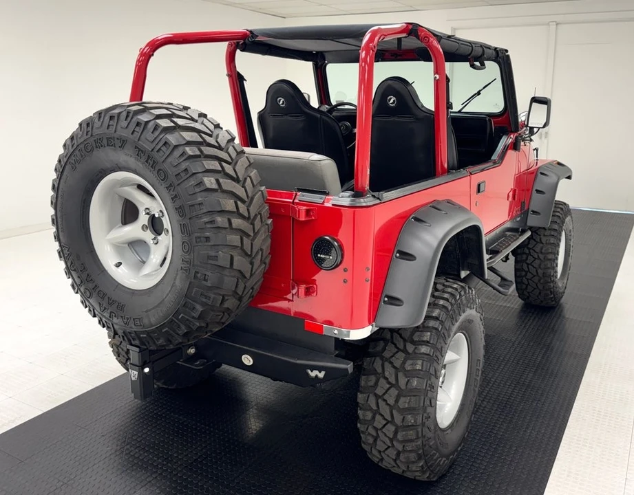 1995 Jeep YJ Wrangler - Image 5 of 31