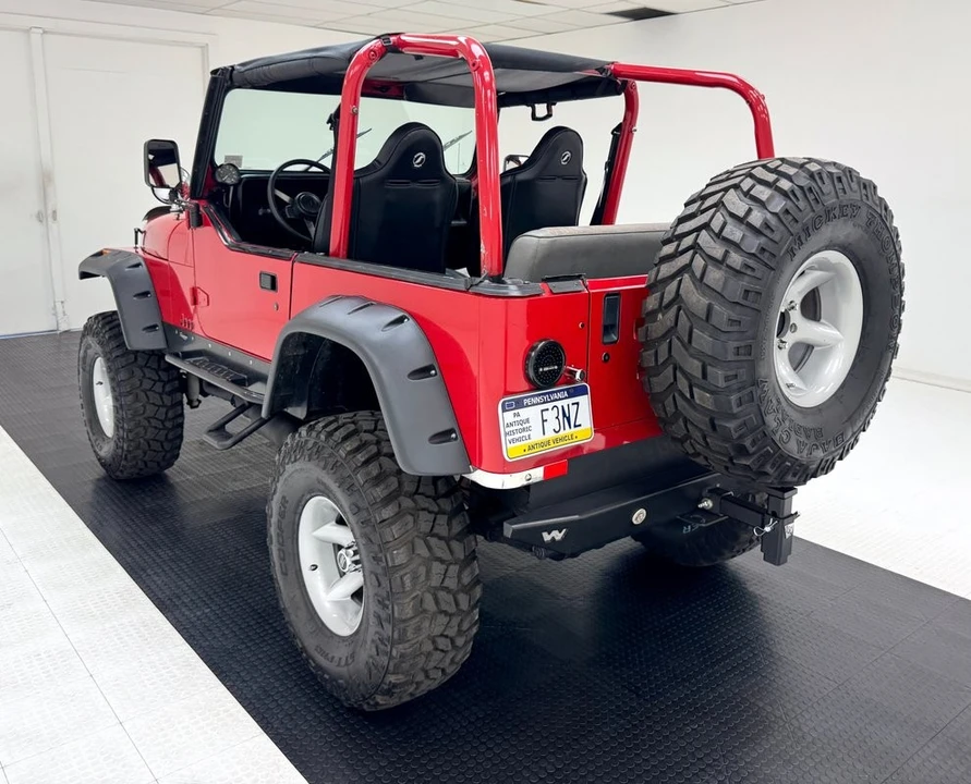 1995 Jeep YJ Wrangler - Image 3 of 31