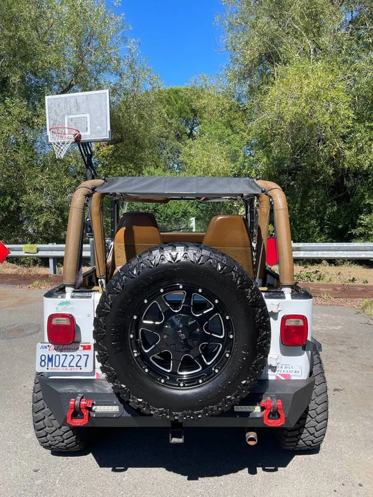 1995 Jeep YJ Wrangler - Image 5 of 7