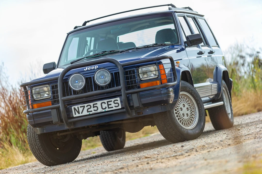 1995 Jeep XJ Cherokee - Image 11 of 30