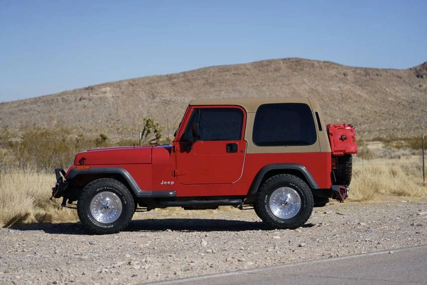 1995 Jeep YJ Wrangler - Image 4 of 17