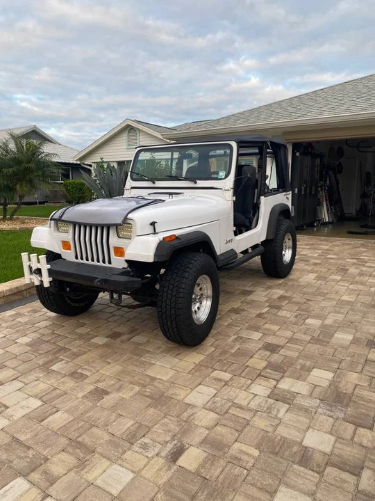 1995 Jeep YJ Wrangler - Image 6 of 11