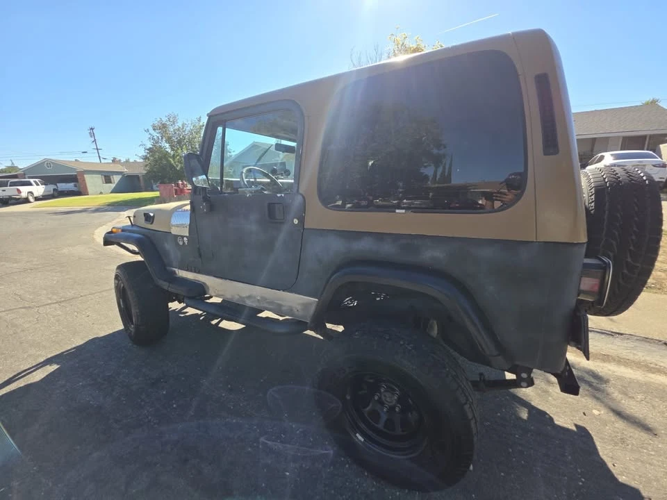 1995 Jeep YJ Wrangler - Image 3 of 10
