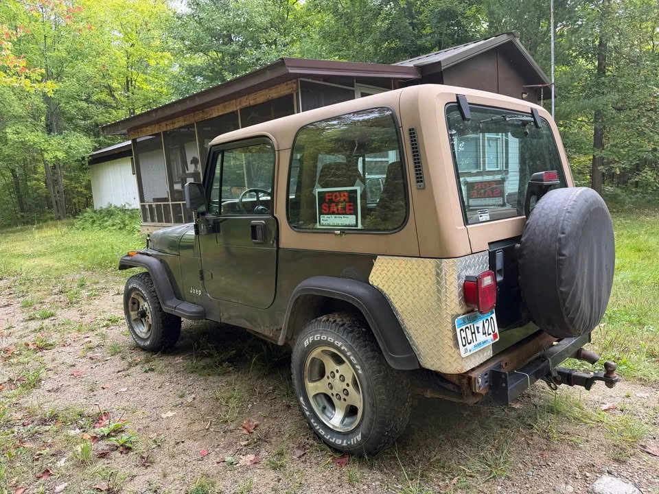 1995 Jeep YJ Wrangler - Image 2 of 3
