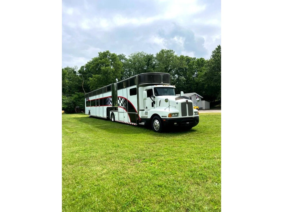 1995 Kenworth T800 - Image 9 of 31