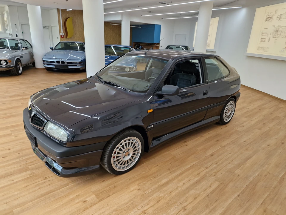 1995 Lancia Delta 1st Gen - Image 5 of 31