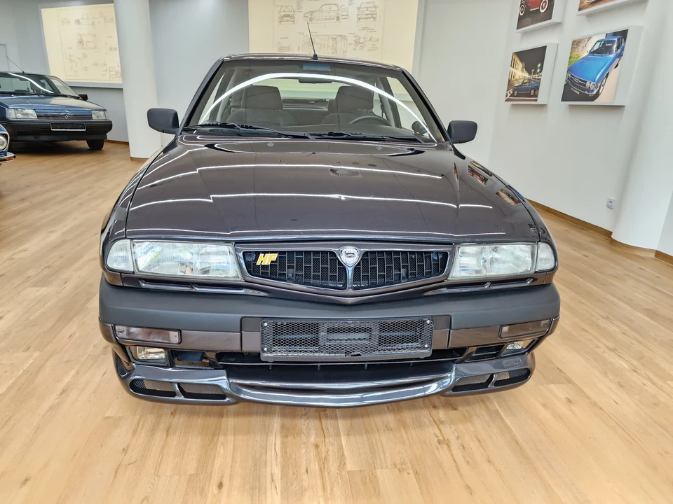 1995 Lancia Delta 1st Gen - Image 10 of 31