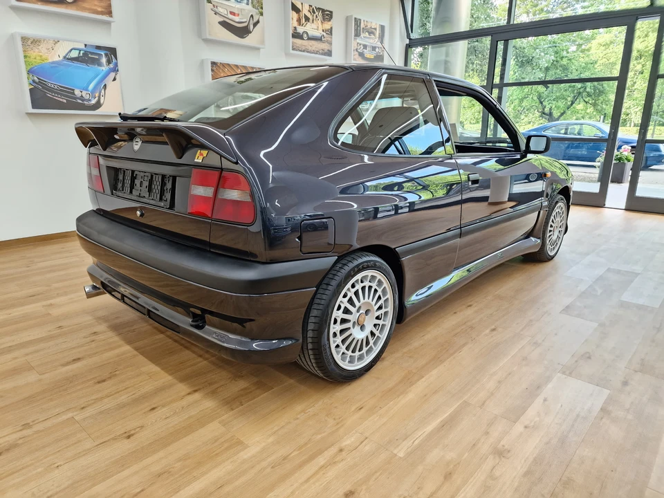1995 Lancia Delta 1st Gen - Image 14 of 31