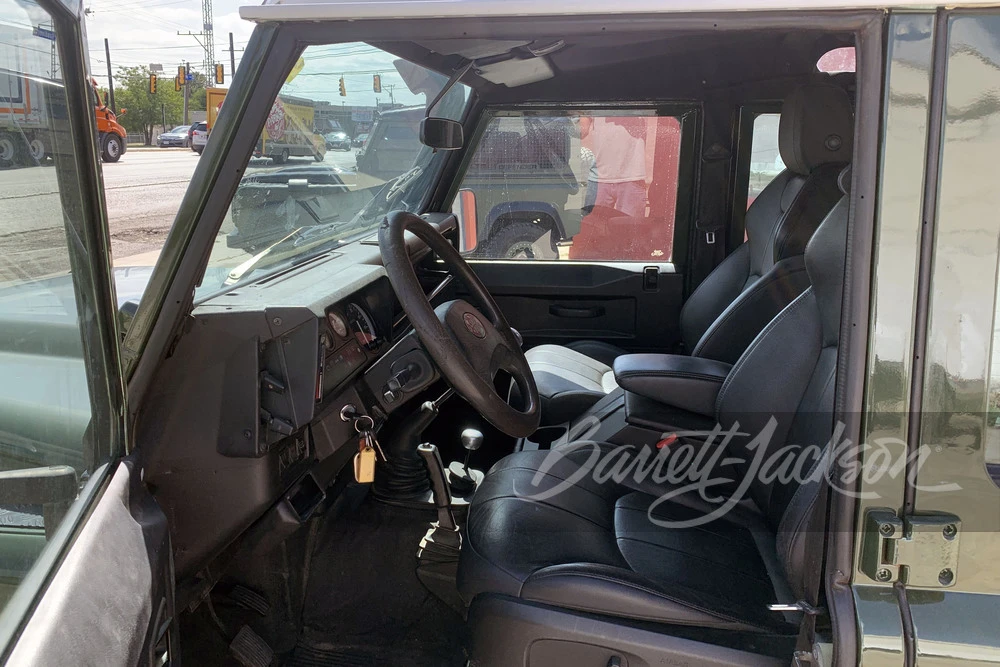 1995 Land Rover Defender 110 - Image 2 of 12