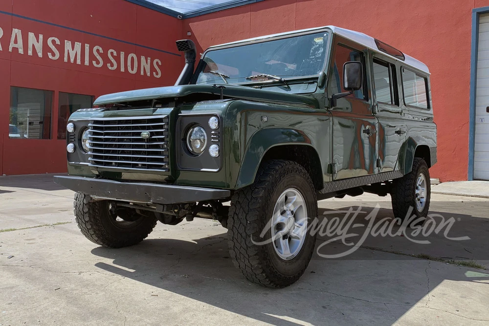 1995 Land Rover Defender 110 - Image 5 of 12