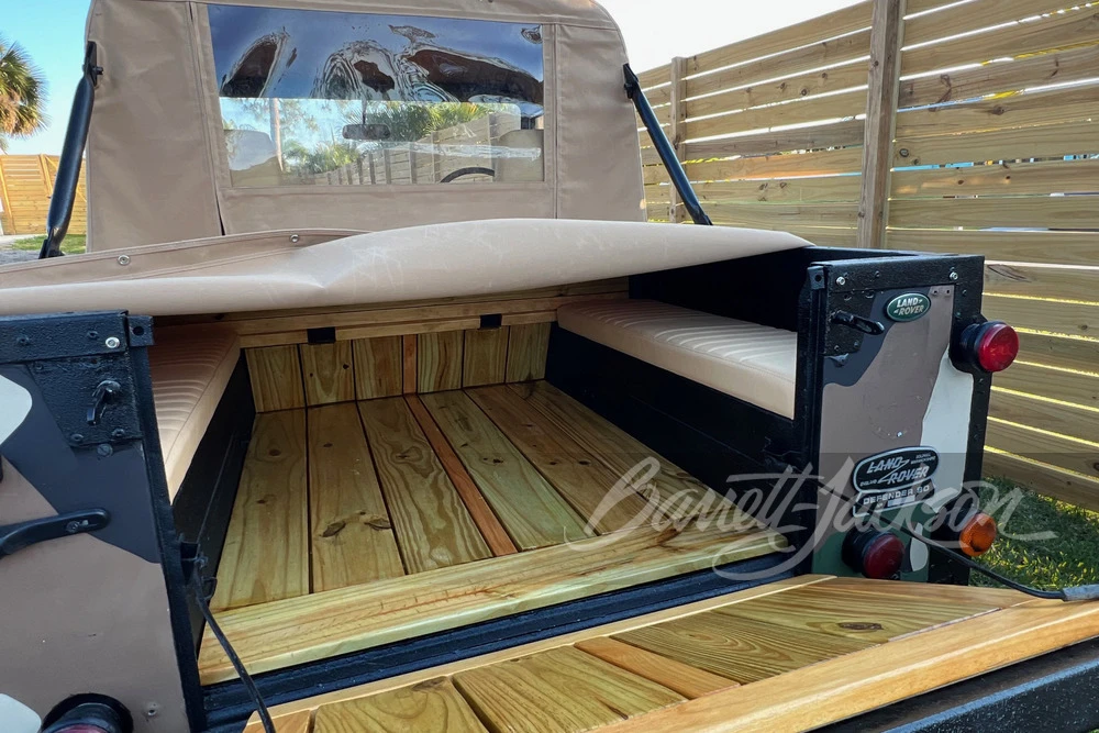 1995 Land Rover Defender 90 - Image 9 of 12