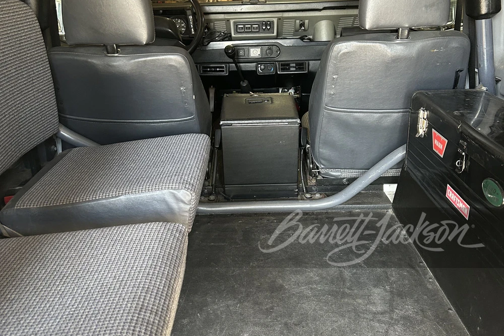 1995 Land Rover Defender 90 - Image 5 of 11