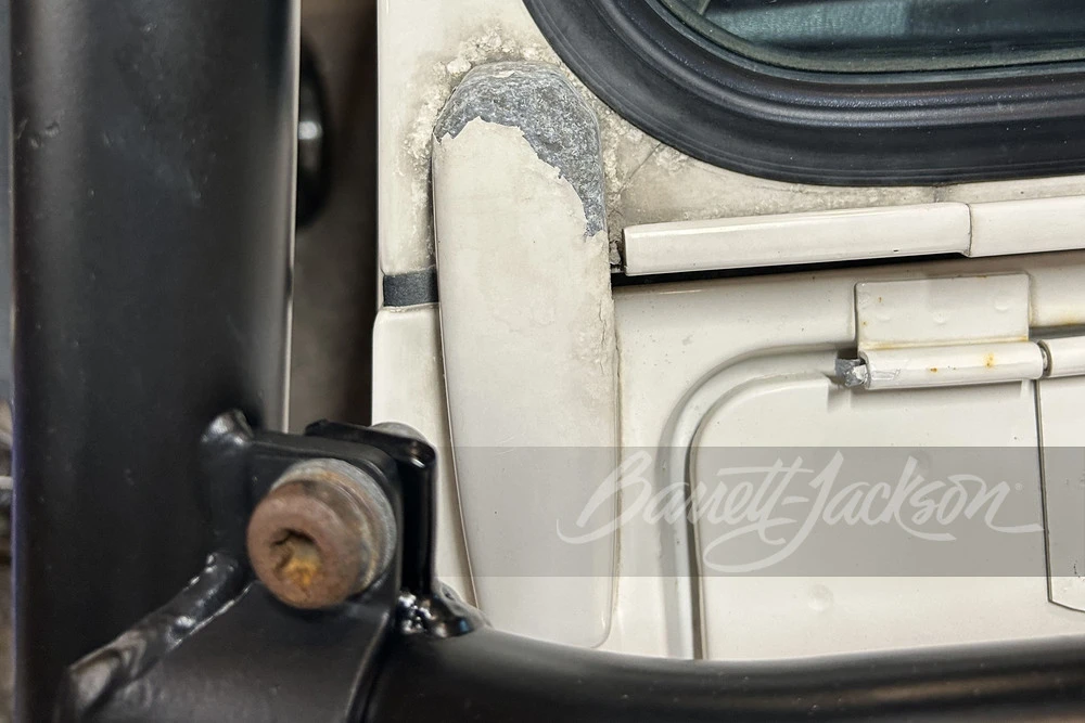 1995 Land Rover Defender 90 - Image 6 of 11