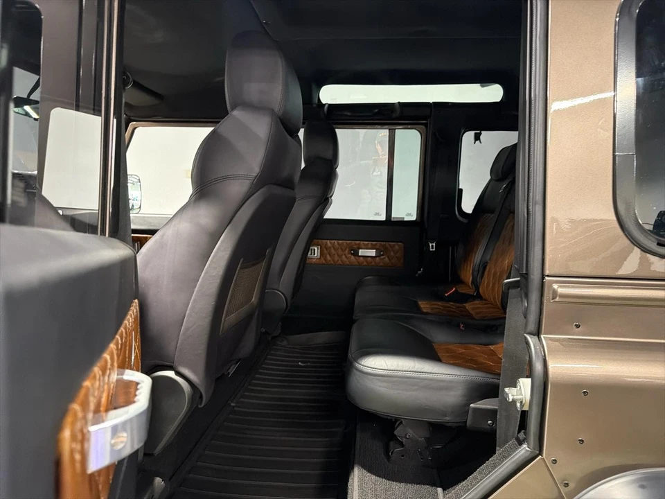 1995 Land Rover Defender 110 - Image 28 of 31