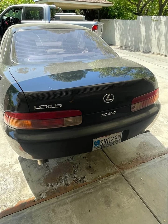 1995 Lexus SC400 - Image 3 of 10
