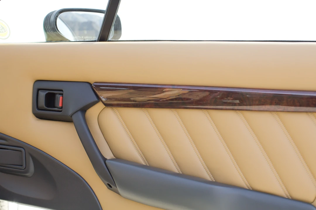 1995 Lotus Esprit Series 4 - Image 19 of 31